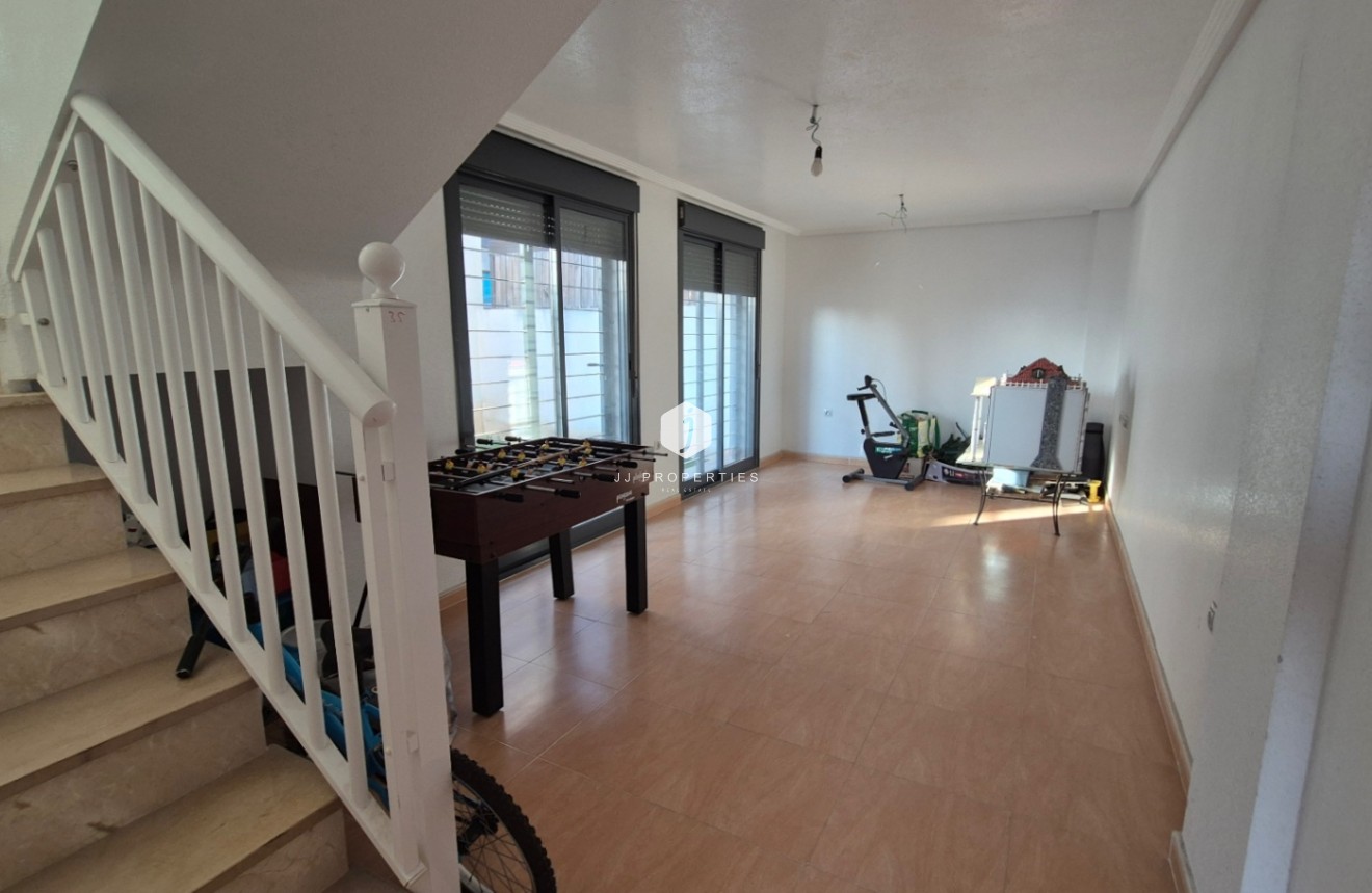 Resale - Duplex -
Torrevieja - Costa Blanca