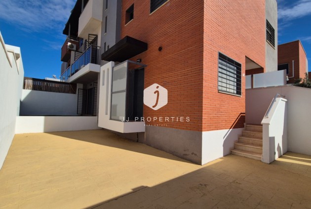 Resale - Duplex -
Torrevieja - Costa Blanca