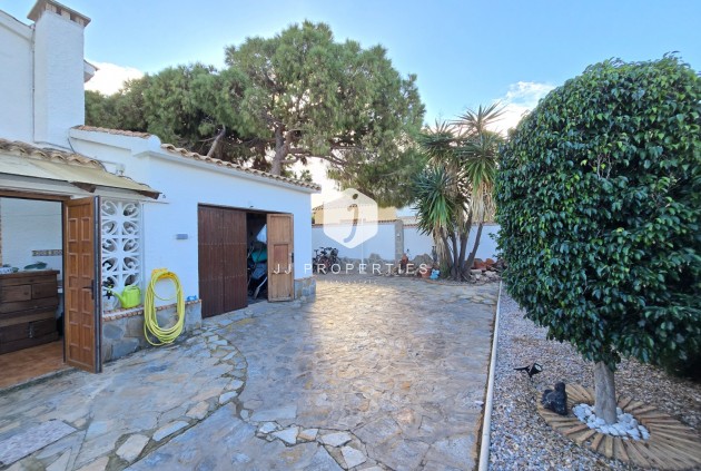 Resale - Villa -
Orihuela Costa - Costa Blanca