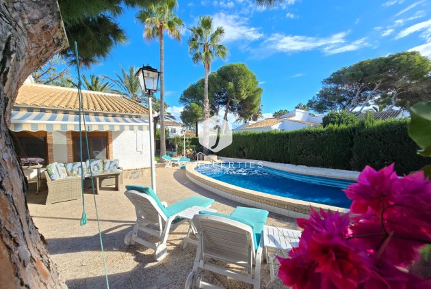 Resale - Villa -
Orihuela Costa - Costa Blanca