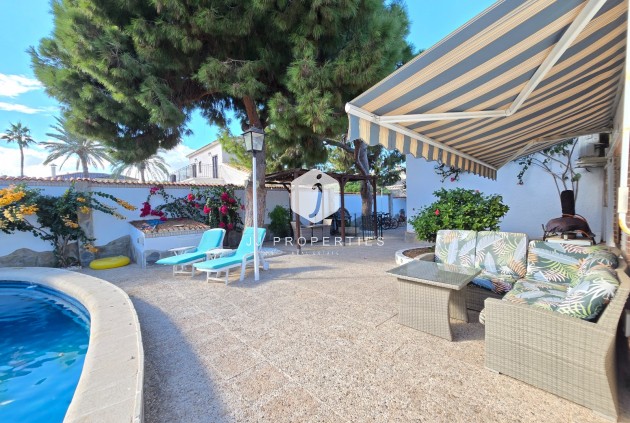 Resale - Villa -
Orihuela Costa - Costa Blanca