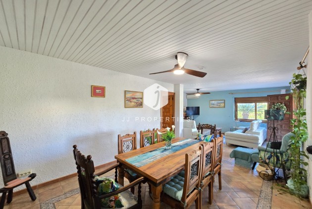 Resale - Villa -
Orihuela Costa - Costa Blanca