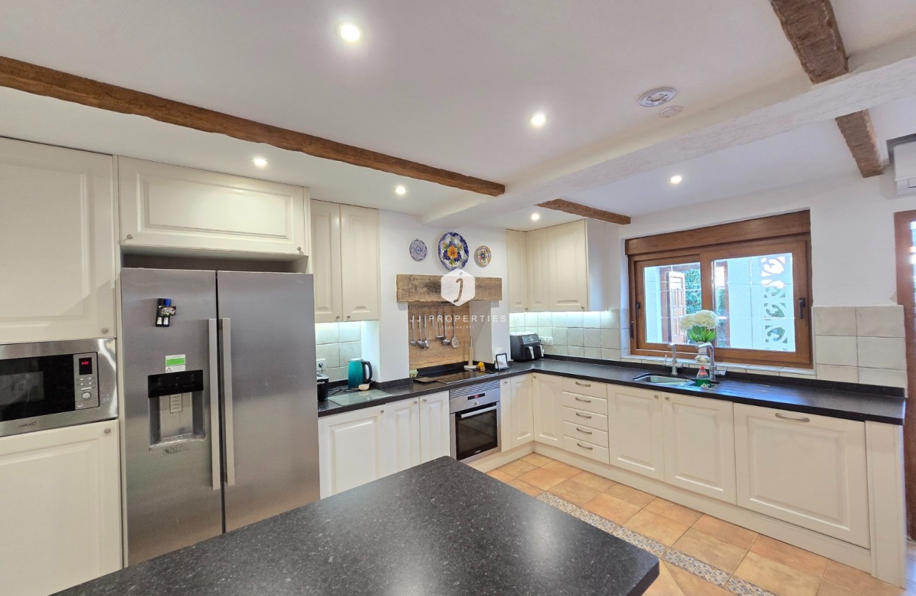 Resale - Villa -
Orihuela Costa - Costa Blanca