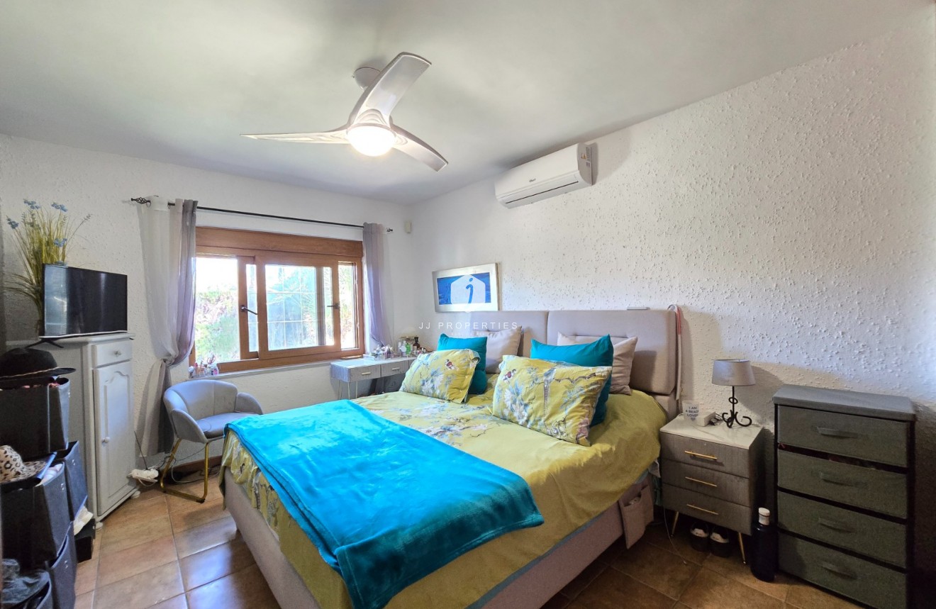 Resale - Villa -
Orihuela Costa - Costa Blanca