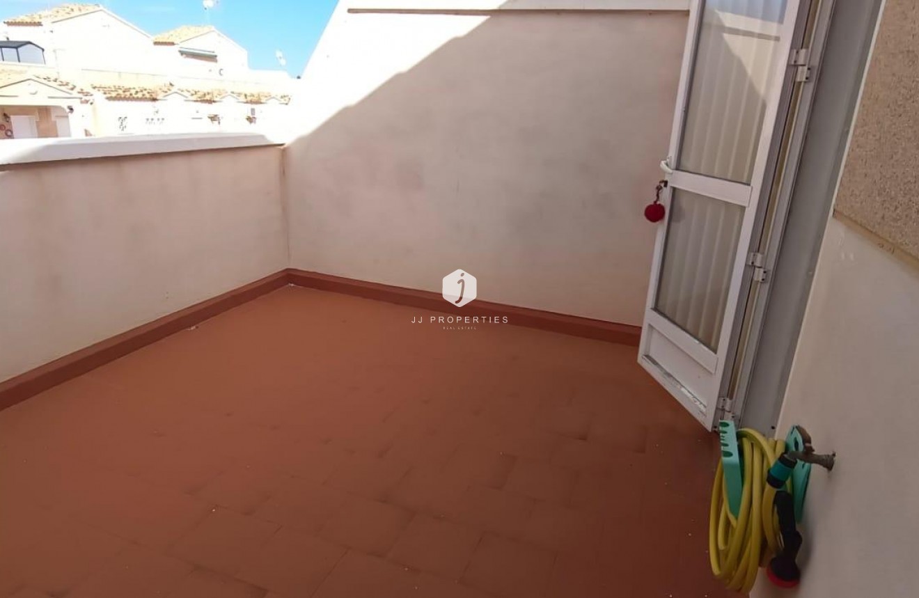 Resale - Bungalow -
Orihuela Costa - Los Almendros-la Florida