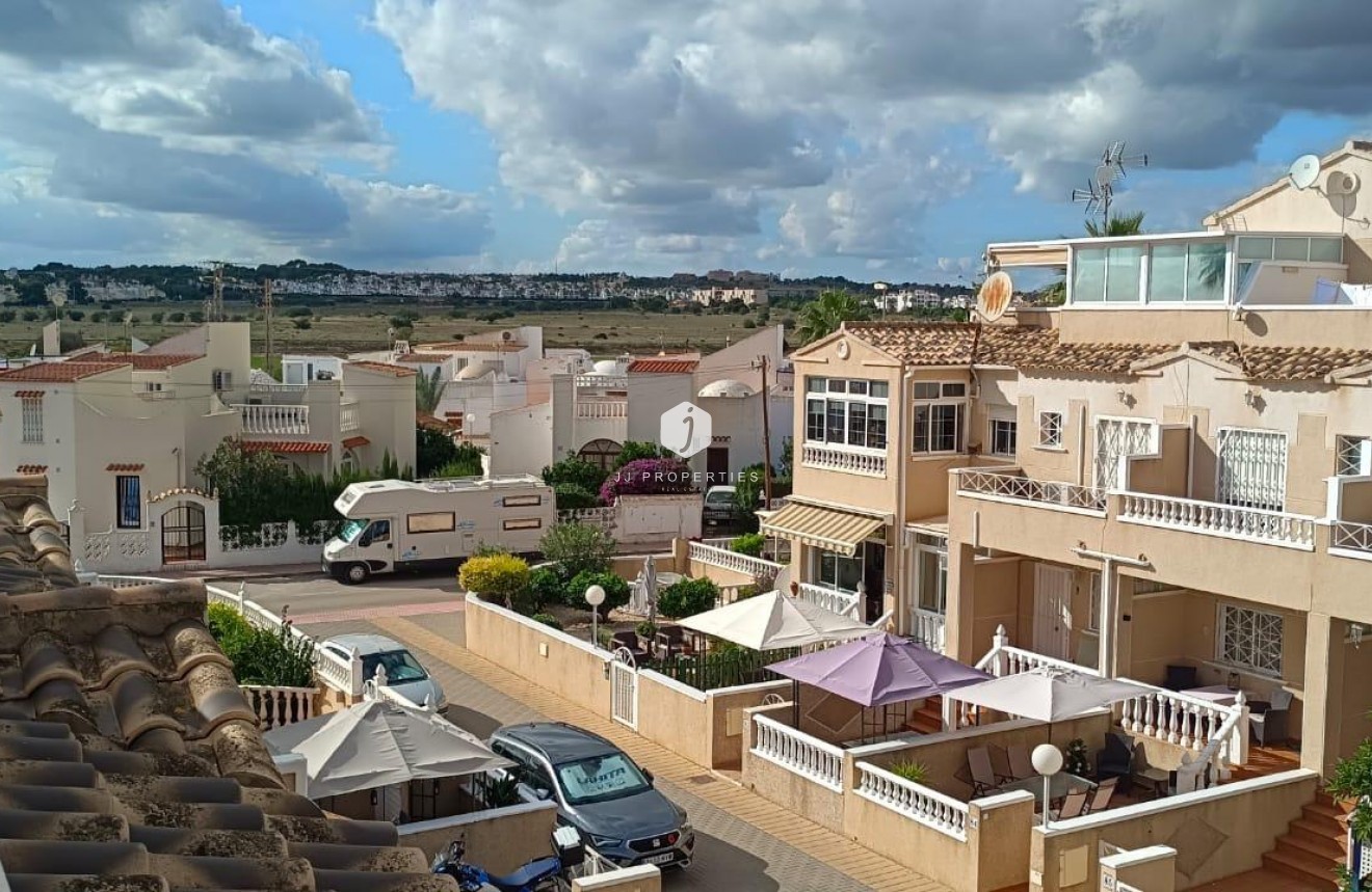 Resale - Bungalow -
Orihuela Costa - Los Almendros-la Florida