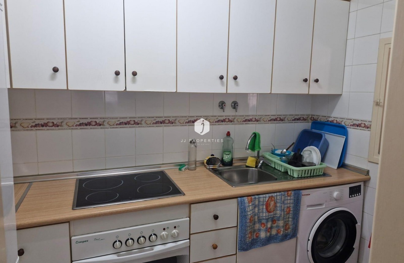 Tweedehands - Bungalow -
Torrevieja - Playa de los Naufragos