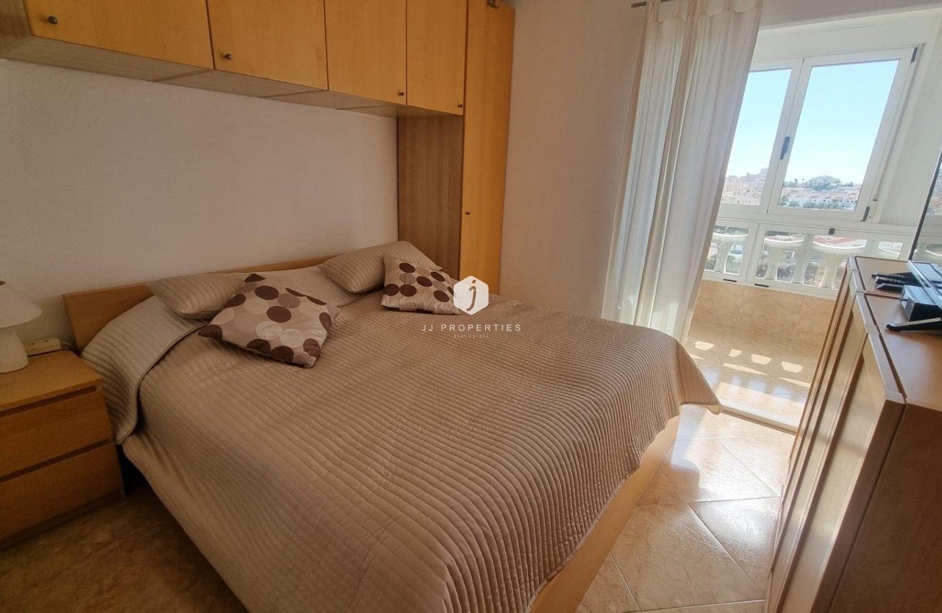 Resale - Apartment / flat -
Torrevieja - Torreblanca