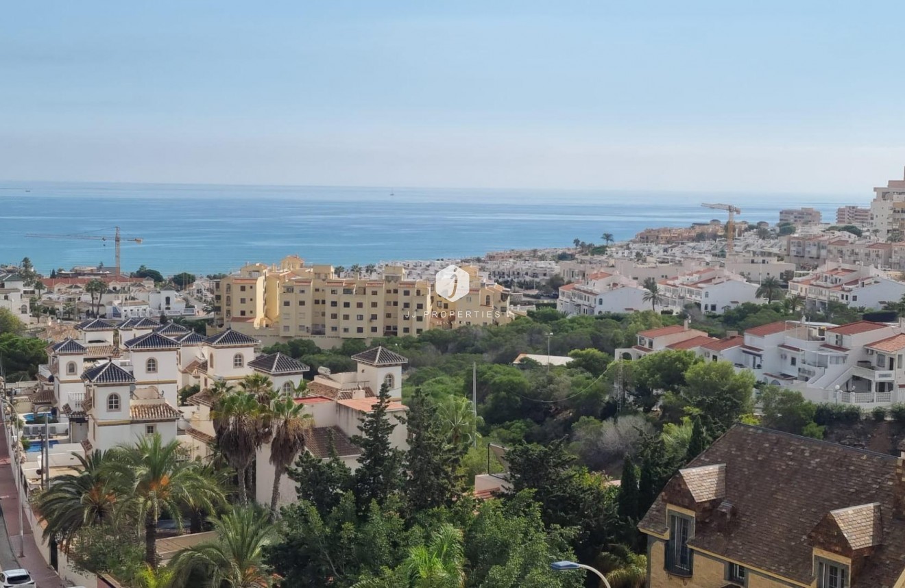 Resale - Apartment / flat -
Torrevieja - Torreblanca