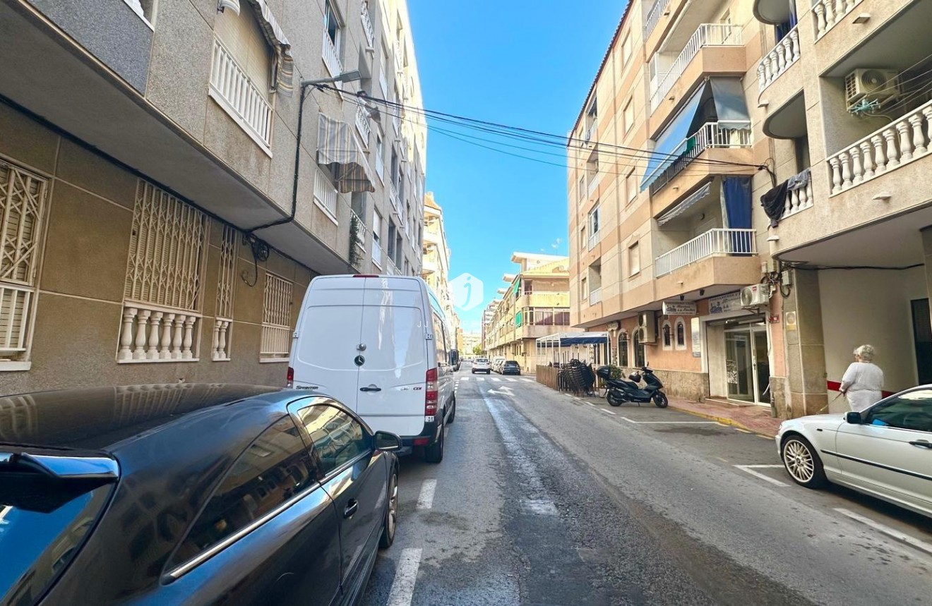 Resale - Apartment / flat -
Torrevieja - Acequion