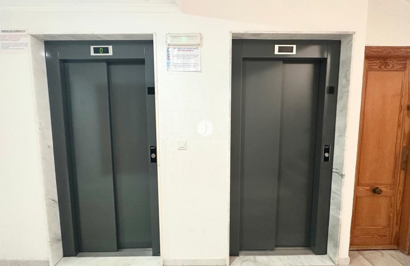 Resale - Apartment / flat -
Torrevieja - Acequion