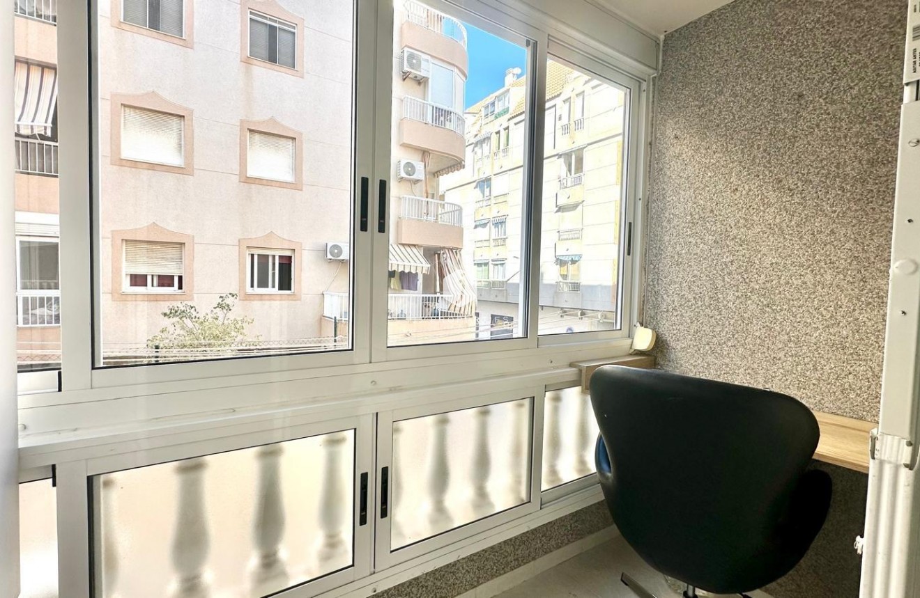 Resale - Apartment / flat -
Torrevieja - Acequion