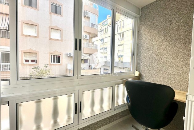 Resale - Apartment / flat -
Torrevieja - Acequion