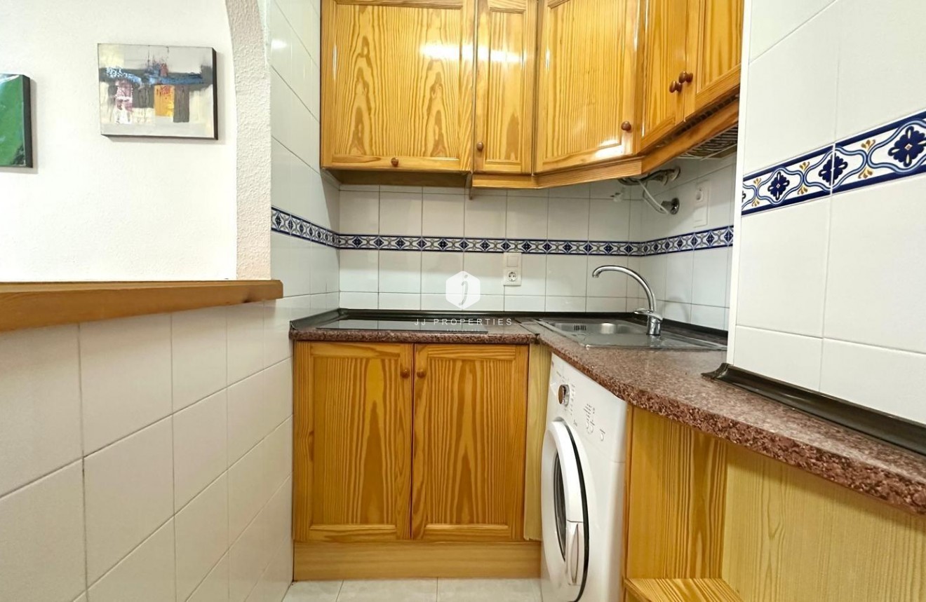 Resale - Apartment / flat -
Torrevieja - Acequion