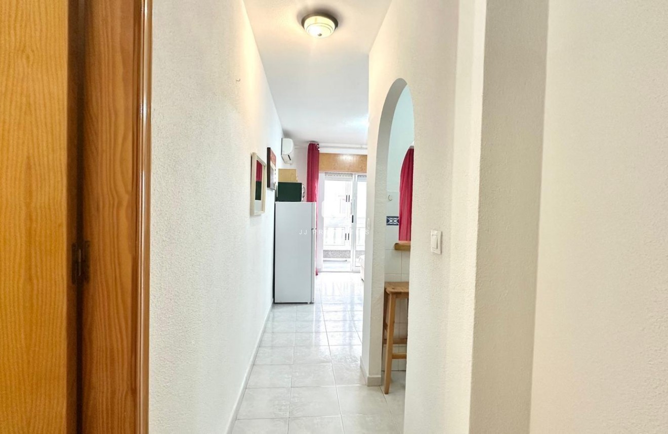Resale - Apartment / flat -
Torrevieja - Acequion