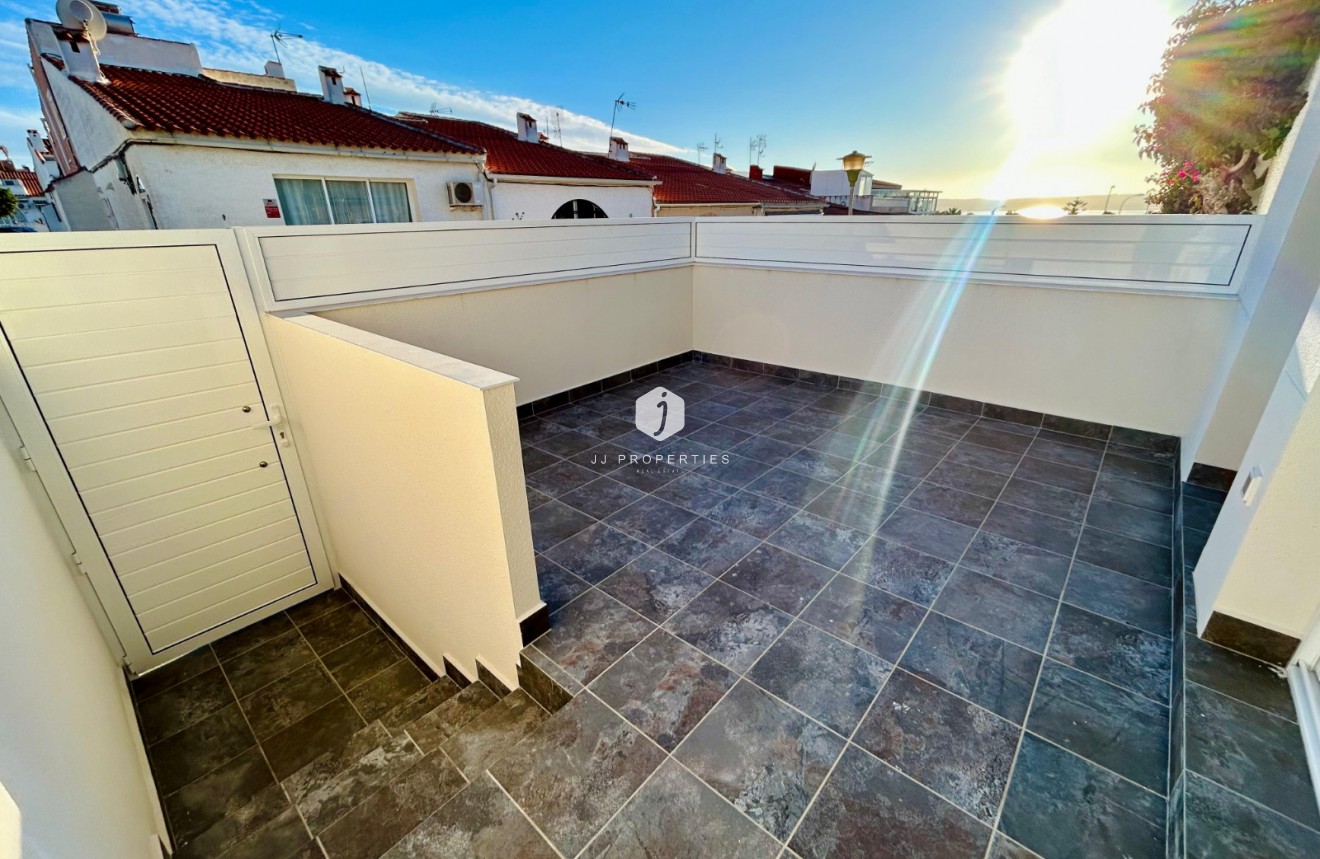 Tweedehands - Chalet -
Torrevieja - Costa Blanca