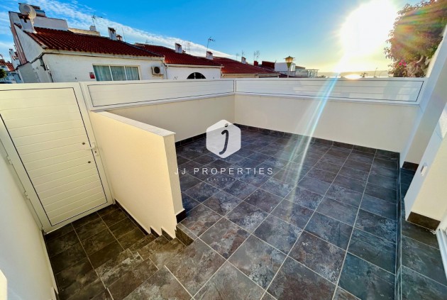 Tweedehands - Chalet -
Torrevieja - Costa Blanca