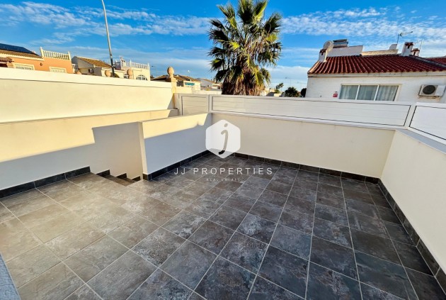 Tweedehands - Chalet -
Torrevieja - Costa Blanca