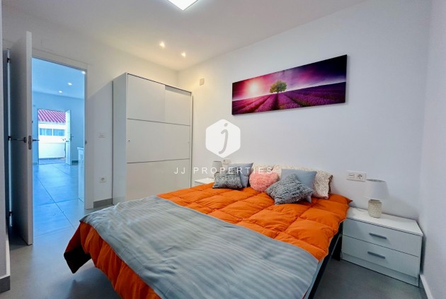 Tweedehands - Chalet -
Torrevieja - Costa Blanca