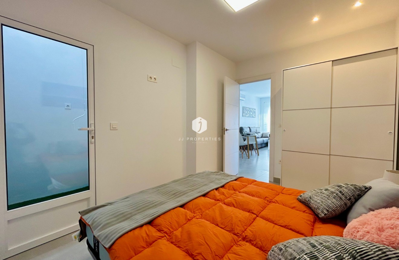 Tweedehands - Chalet -
Torrevieja - Costa Blanca