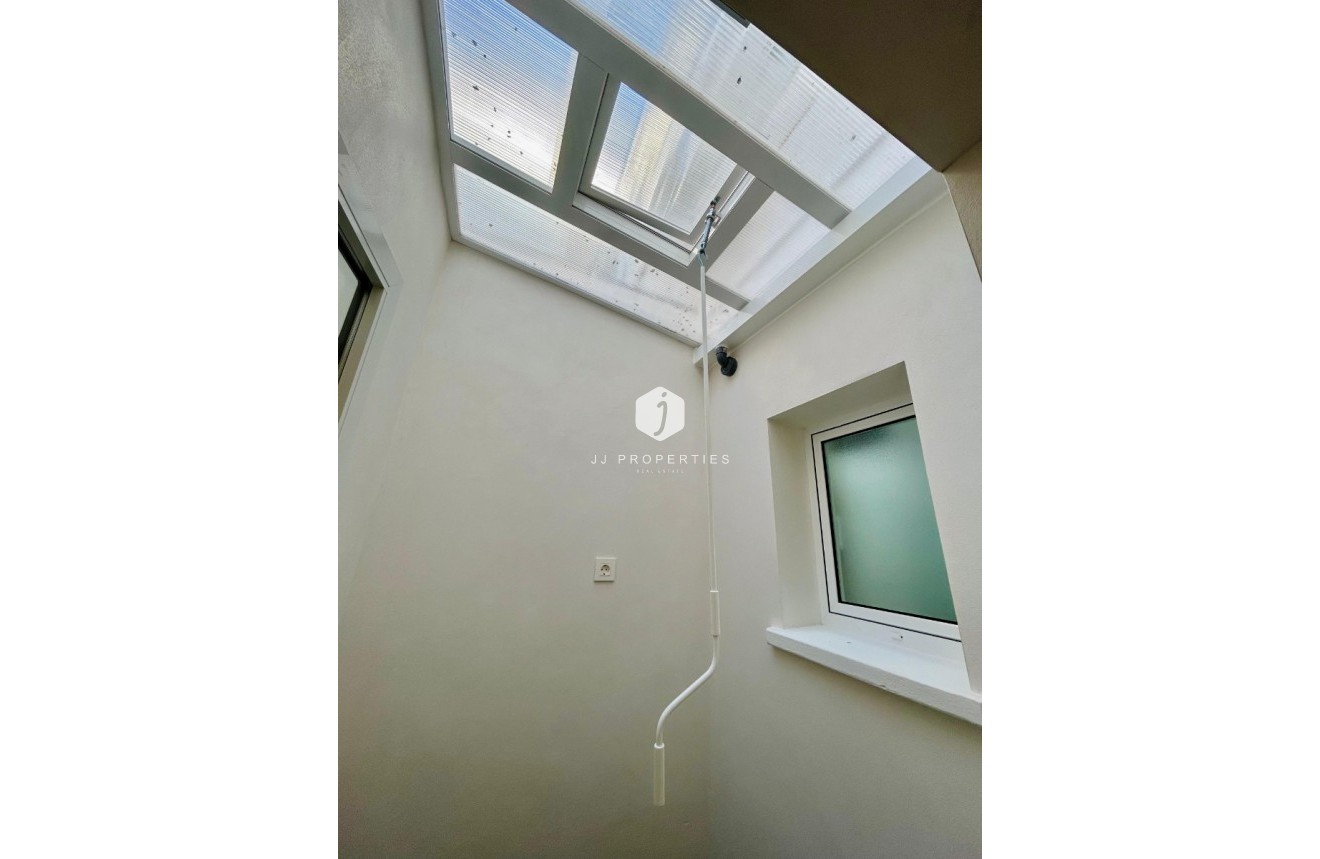 Tweedehands - Chalet -
Torrevieja - Costa Blanca