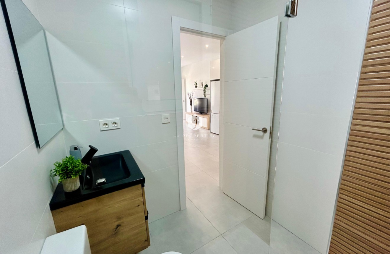 Tweedehands - Chalet -
Torrevieja - Costa Blanca