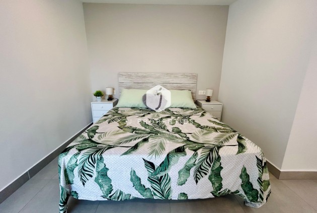 Tweedehands - Chalet -
Torrevieja - Costa Blanca