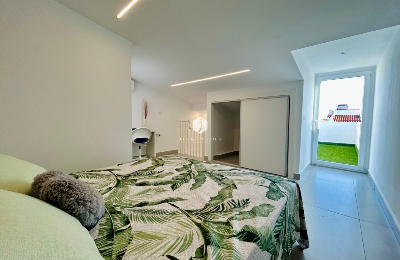 Tweedehands - Chalet -
Torrevieja - Costa Blanca