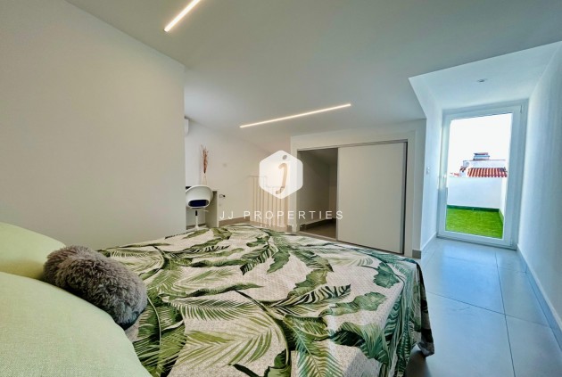 Tweedehands - Chalet -
Torrevieja - Costa Blanca