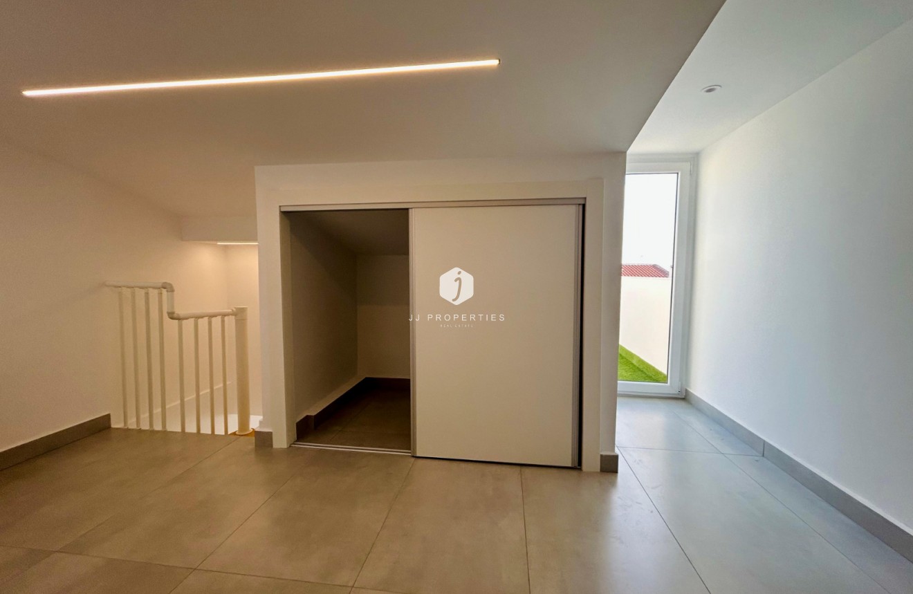 Tweedehands - Chalet -
Torrevieja - Costa Blanca