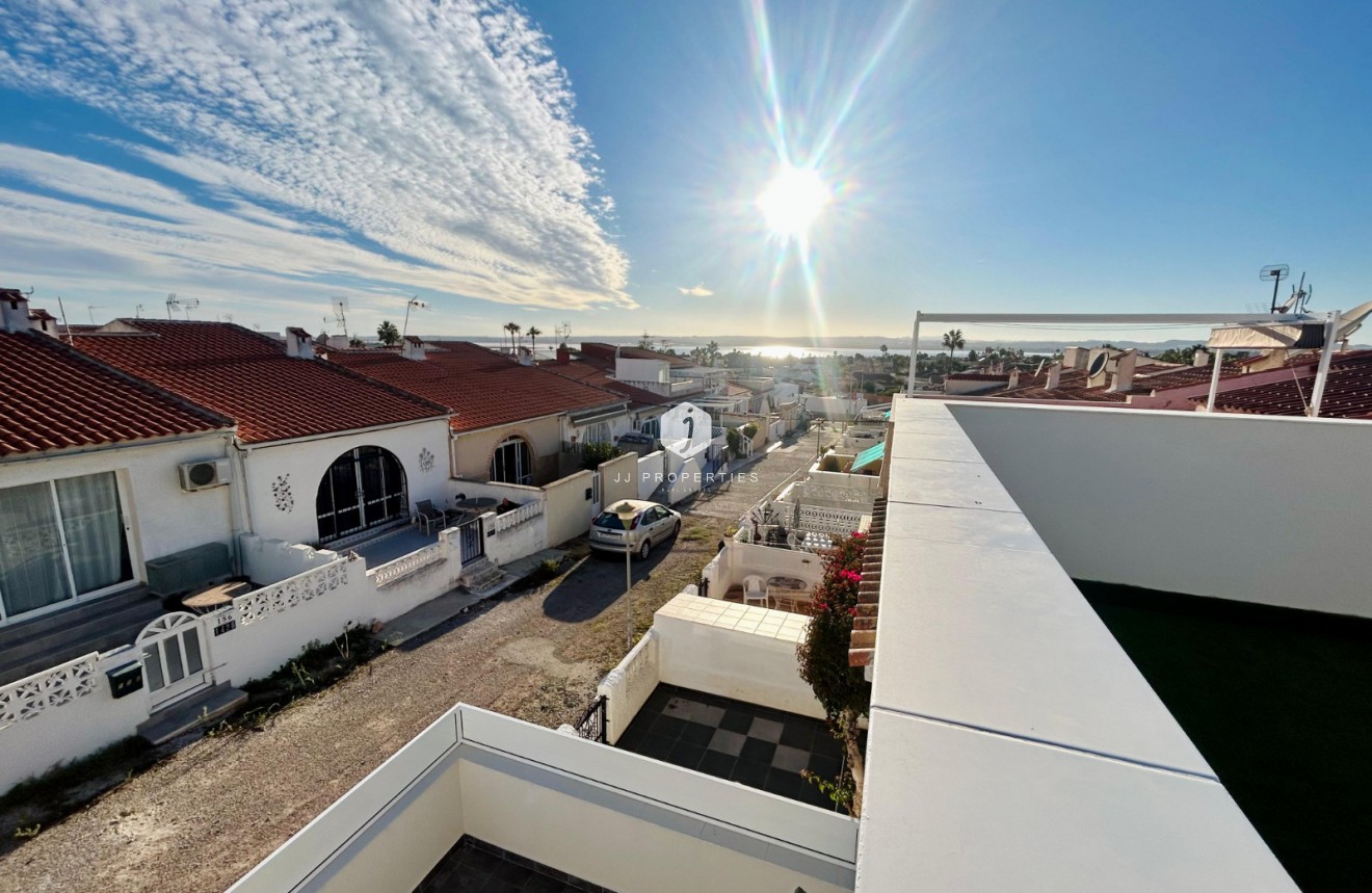 Tweedehands - Chalet -
Torrevieja - Costa Blanca