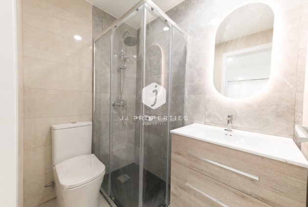 Tweedehands - Appartement / flat -
Torrevieja - Playa de los Naufragos