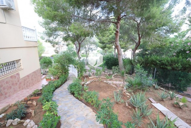 Resale - Villa -
Orihuela Costa - Costa Blanca