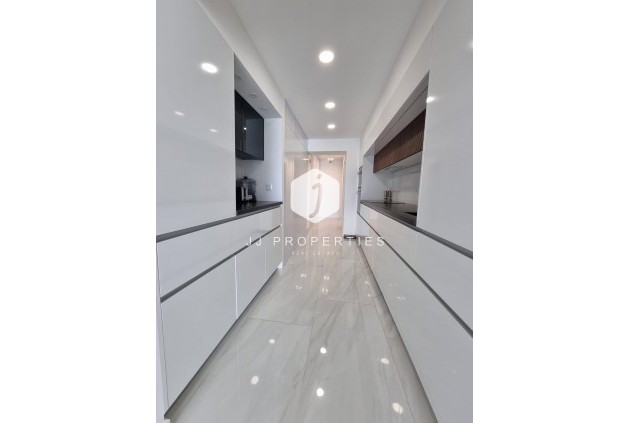 D'occasion - Appartement -
Torrevieja - Centro