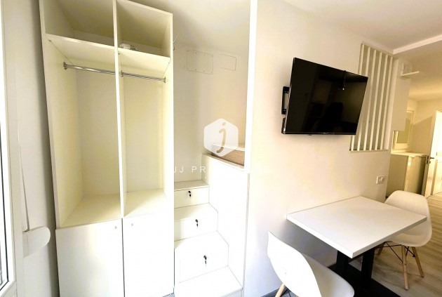 Resale - Duplex -
Torrevieja - Centro