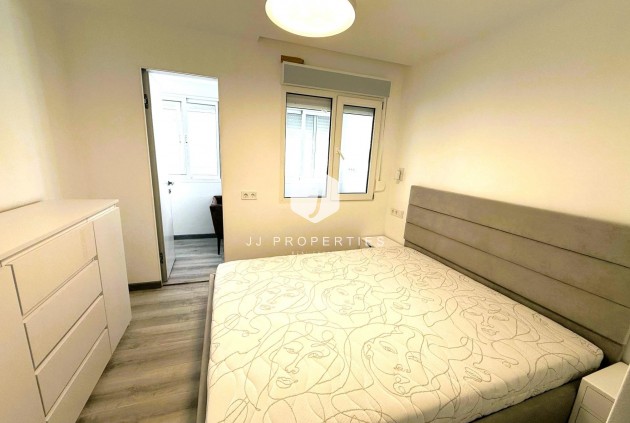 Resale - Duplex -
Torrevieja - Centro