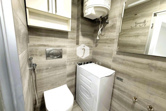 Resale - Duplex -
Torrevieja - Centro