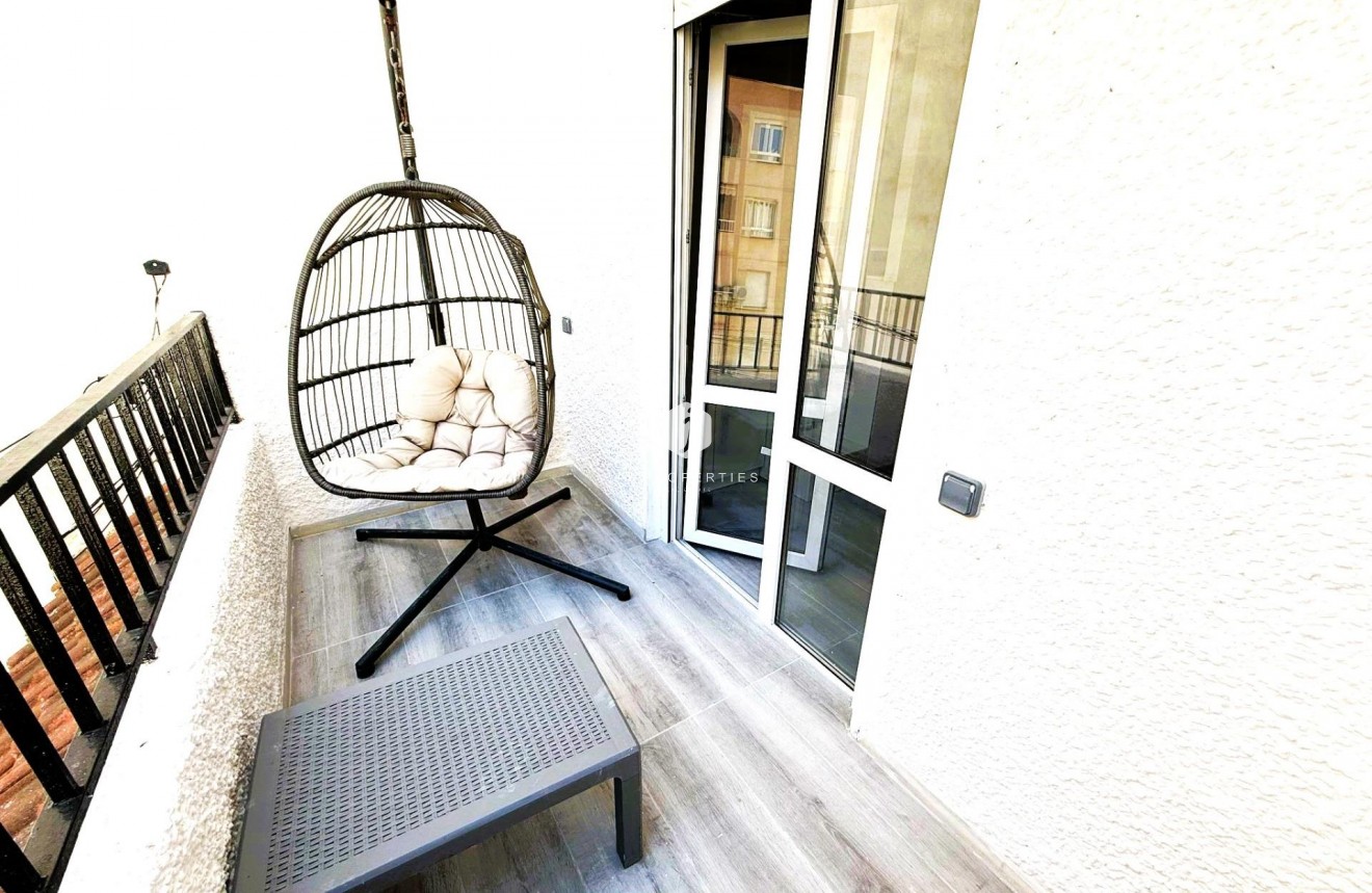 Resale - Duplex -
Torrevieja - Centro