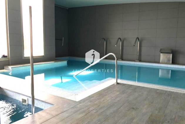 Z drugiej ręki - Mieszkanie w bloku -
Los Dolses - Inland