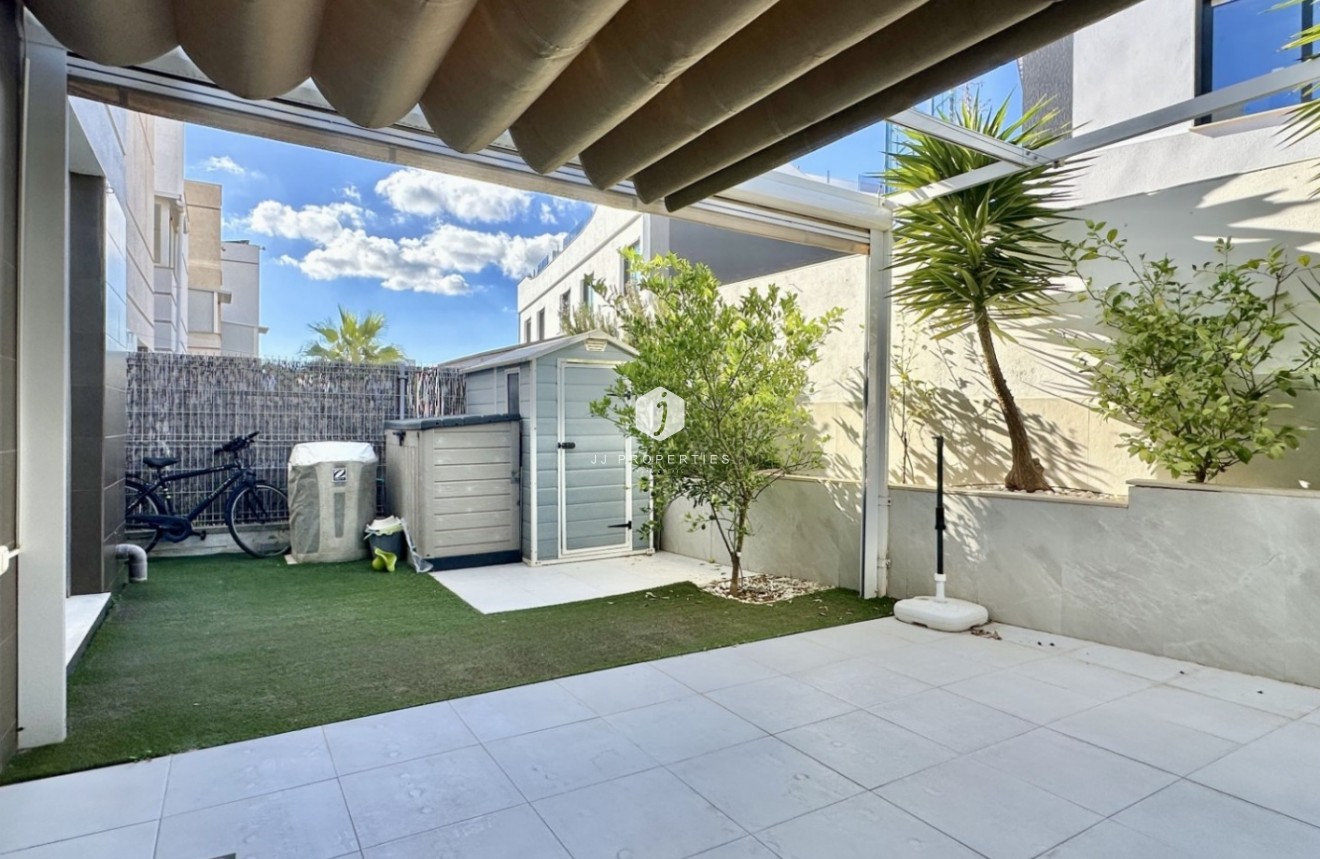 Z drugiej ręki - Villa -
Orihuela Costa - Costa Blanca