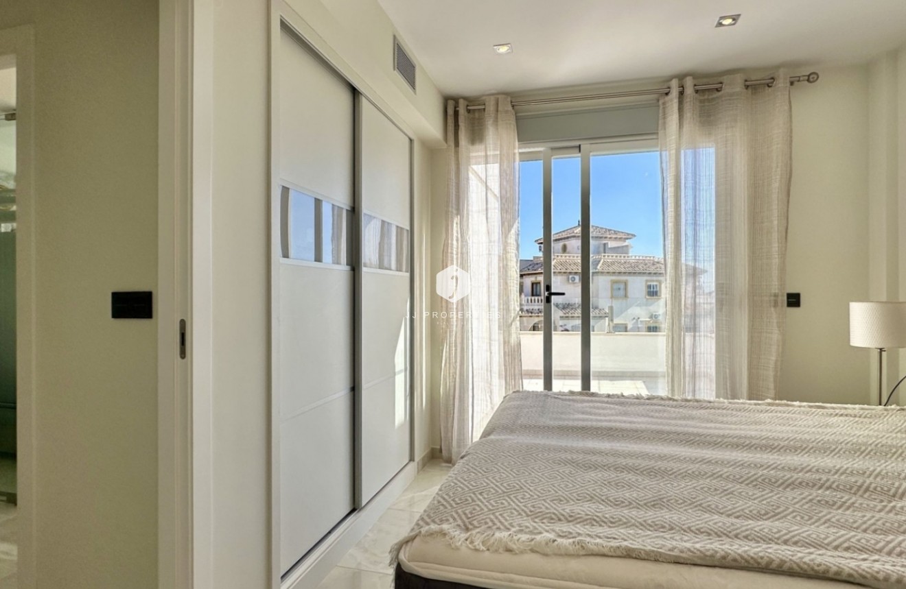 Z drugiej ręki - Villa -
Orihuela Costa - Costa Blanca