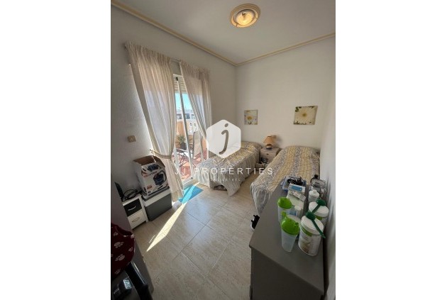 Z drugiej ręki - Bungalow -
Torrevieja - aguas nuevas