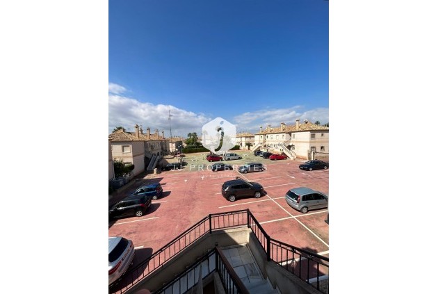 Z drugiej ręki - Bungalow -
Torrevieja - aguas nuevas