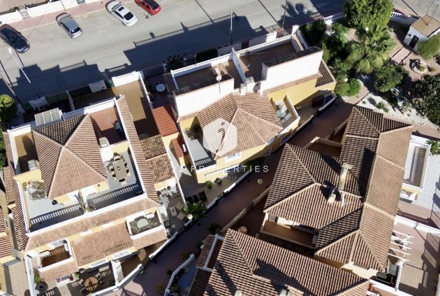 Tweedehands - Chalet -
Orihuela Costa - Costa Blanca