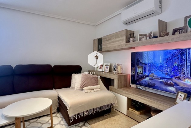 Tweedehands - Chalet -
Orihuela Costa - Costa Blanca