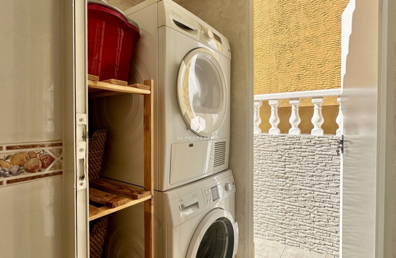 Tweedehands - Chalet -
Orihuela Costa - Costa Blanca