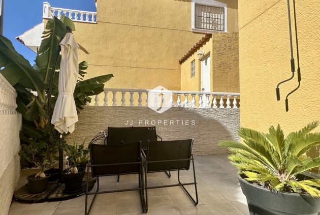 Tweedehands - Chalet -
Orihuela Costa - Costa Blanca