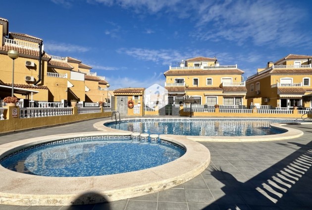 Tweedehands - Chalet -
Orihuela Costa - Costa Blanca