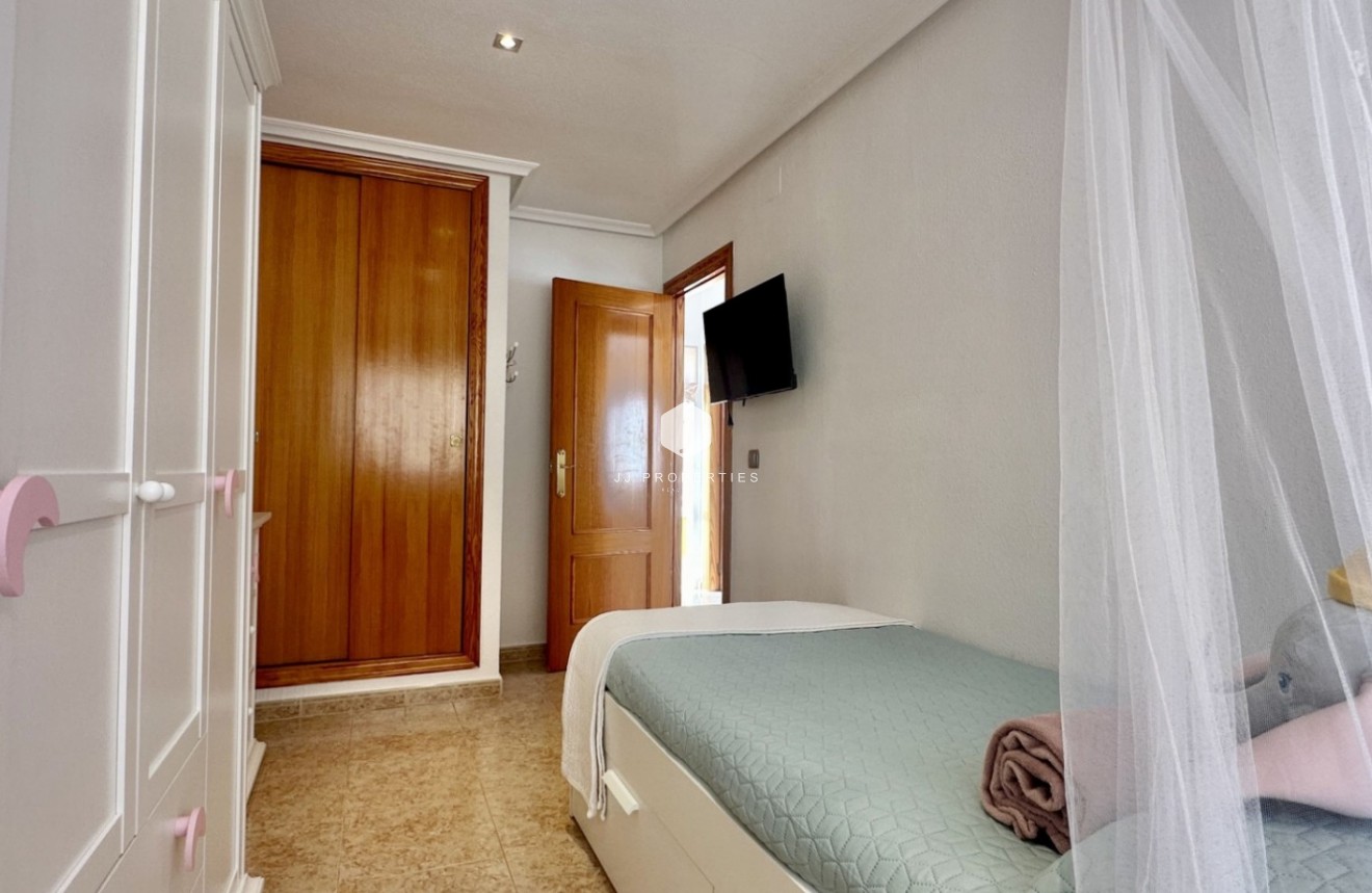 Tweedehands - Chalet -
Orihuela Costa - Costa Blanca