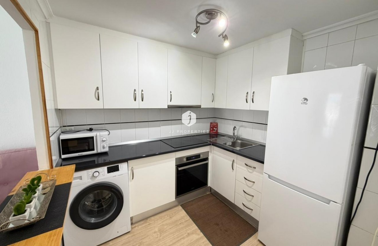 Tweedehands - Appartement / flat -
Torrevieja - Playa del Cura